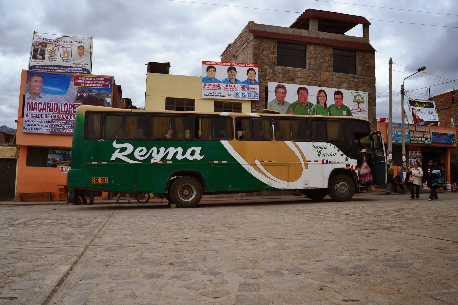 Bus Canyon del colca