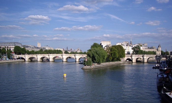 La Seine- Paris