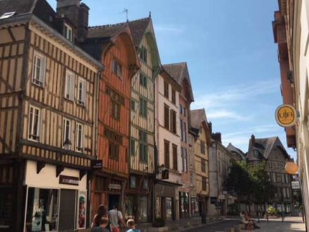 Troyes