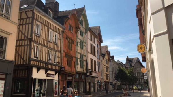 Troyes