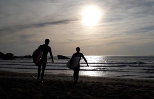 Faites du surf à Biarritz