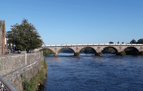 Perth_Ecosse : pont au-dessus de la rivière